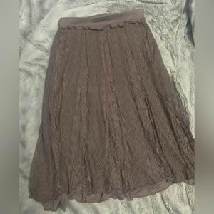 Mid-calf lace skirt. Lapis brand. Size M